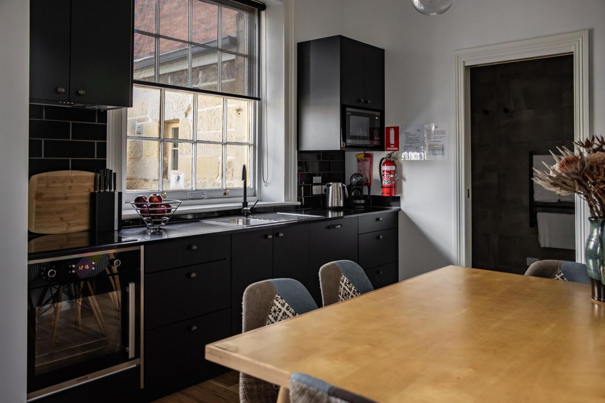 Sanctum Boutique Apartments Hobart Buitenkant foto